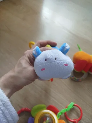 Sonajeros colgantes para bebés