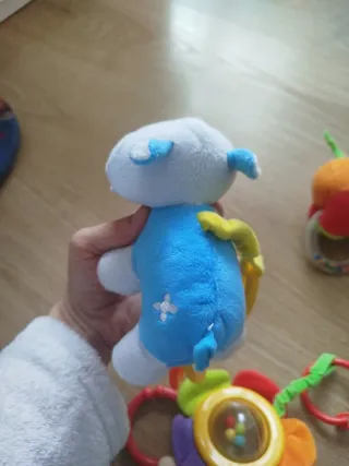 Sonajeros colgantes para bebés