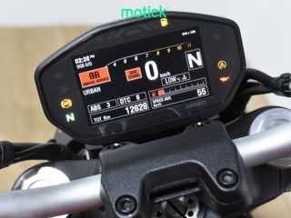 DUCATI MONSTER 821 (No homologado,  Repro oficial Ducati)