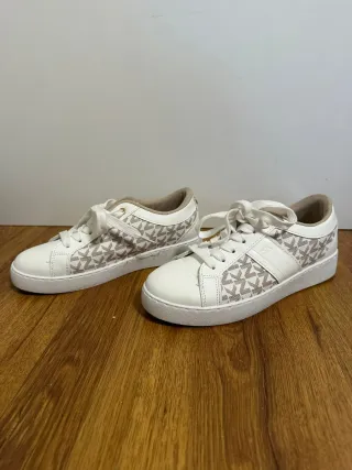 Zapatos Michael Kors Blancos