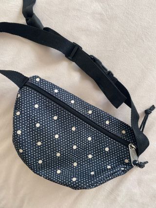 Riñonera Eastpak Azul y Blanco