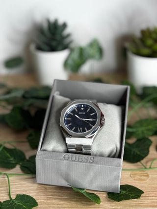 Relógio Guess Azul e Prata