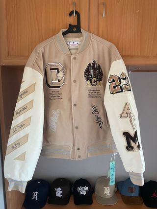 Chaqueta Off-White x AC Milan Beige