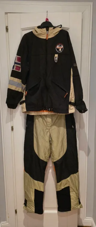 Completo Snowboard Napapijri Urban