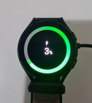 Smartwatch Samsung Nero e Multicolor