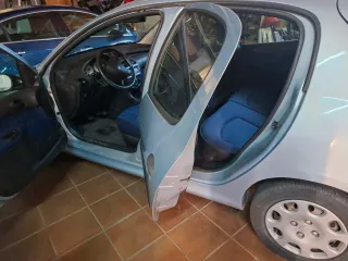 Peugeot 206 2004
