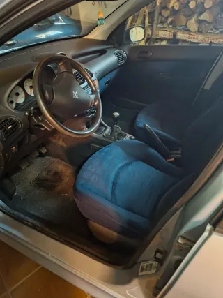 Peugeot 206 2004