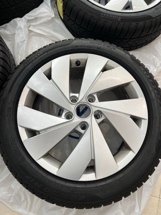 Llantas de aleación VW Golf 8 + neumáticos