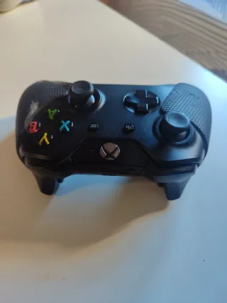 Mando Xbox One Negro Precio no negociable