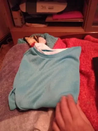 Jersey azul de canalé