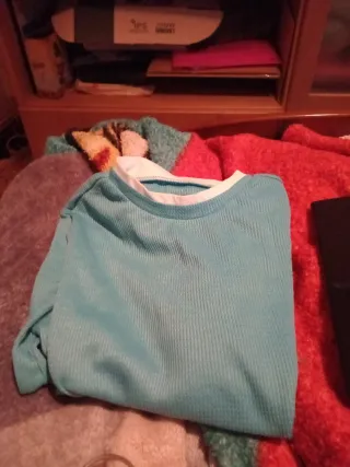 Jersey azul de canalé