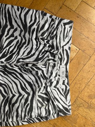 Pantalones Mango Talla XS/34 Estampado Cebra