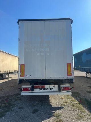 Semirremolque Schmitz Tauliner blanco