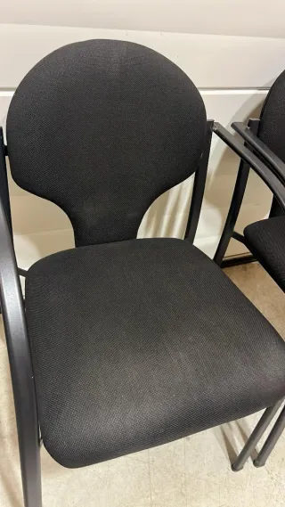 2 Sedie da ufficio nere 10€/un. 55x58x81cm