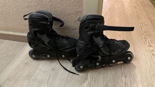 Patines en línea Oxelo, protecciones y mochila