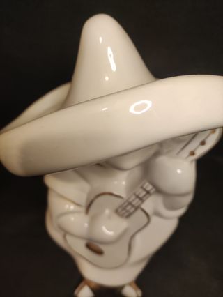 Figura Porcelana Nadal Niño Guitarra