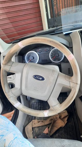 Tapizado de volantes de coche en Malaga