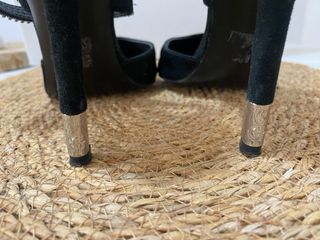 Zapatos Guess Negros con Brillantes