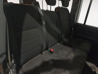 Land-Rover Defender SE Station Wagon