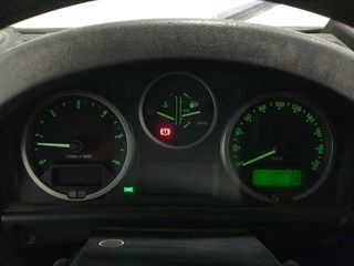 Land-Rover Defender SE Station Wagon