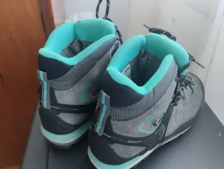 Botas mujer Montaña impermeables