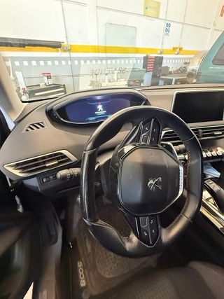 Peugeot 5008 GT-LINE 7 Plazas | Automático