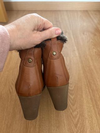 Botines piel marrón forro pelo talla 37