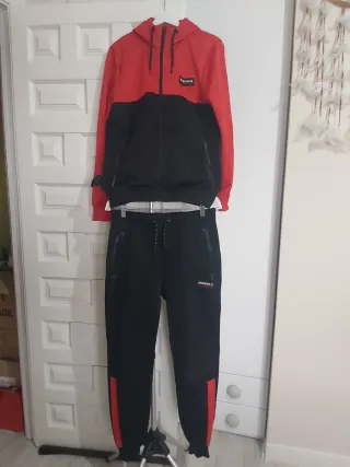 Conjunto McKenzie talla M rojo y negro