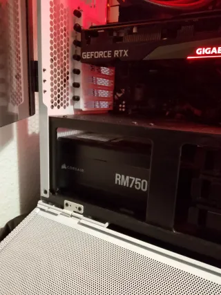 PC Gaming RTX 3070 – Ryzen 7 – 32GB RAM – 900€