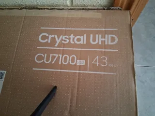 Samsung TV pantalla rota. 43'. Crystall UHD