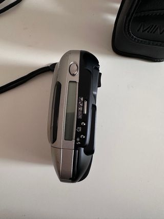 Cámara Minolta Multi AF 75W Riva Zoom