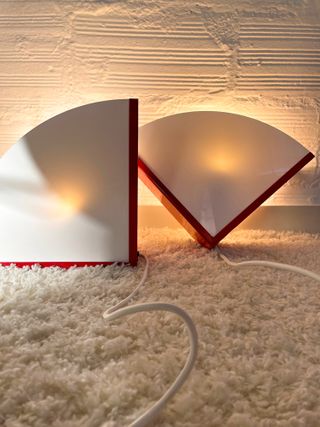 LÁMPARA VINTAGE. DISEÑO GEOMÉTRICO. 80s