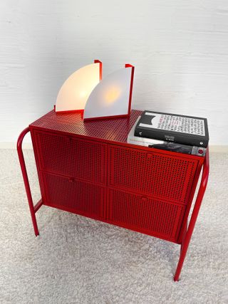 LÁMPARA VINTAGE. DISEÑO GEOMÉTRICO. 80s