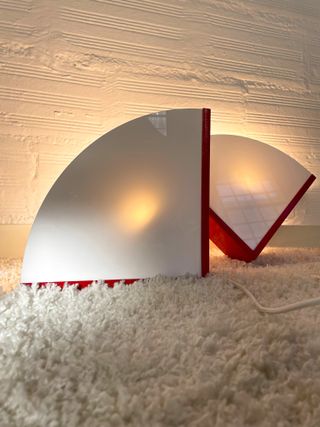 LÁMPARA VINTAGE. DISEÑO GEOMÉTRICO. 80s