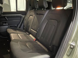 LAND-ROVER Defender 2.0 D240 SD4 110 Auto 4WD