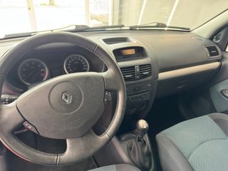 Renault Clio 2005