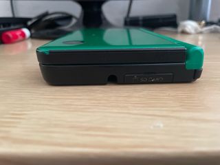 Nintendo DSI XL Verde