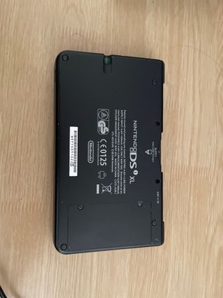 Nintendo DSI XL Verde