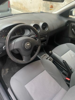 SEAT Ibiza 2004