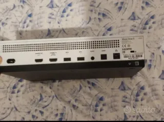 Xbox One S bianca