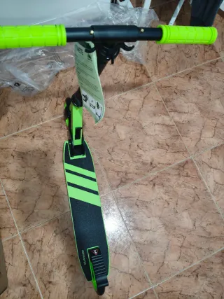 Patinete infantil Sawyer verde