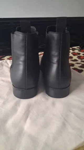 Botas Chelsea Cuero Negras Talla 44 Sin Uso