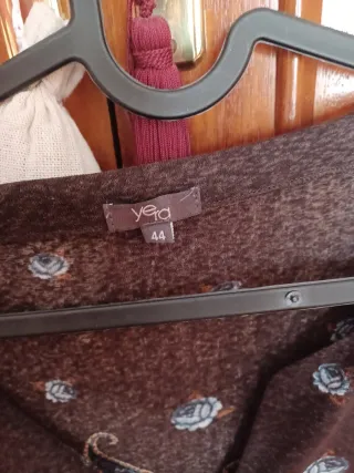 Conjunto falda midi y top Yera El Corte Inglés