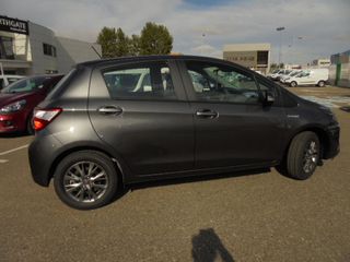 Toyota Yaris 2019 OFERTA HIBRIDO