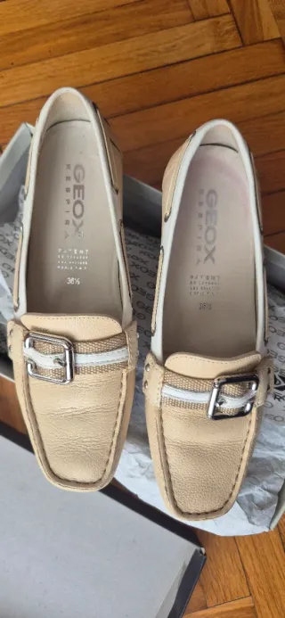Mocassini Geox beige/bianco Tg. 36,5