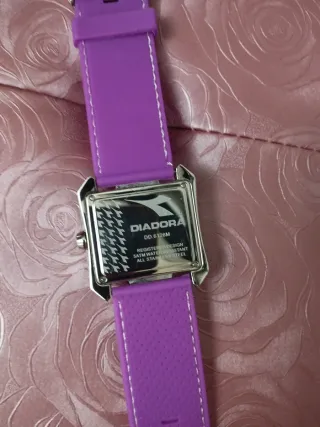 Orologio da polso viola e argento