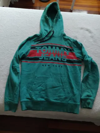 Sudadera Tommy Jeans Verde y Roja