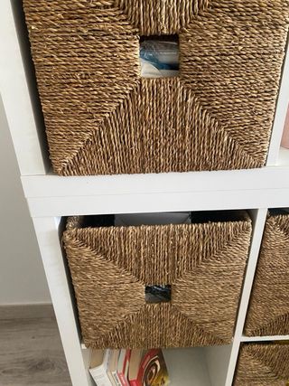 2 estanterías Kallax 4 huecos + 2 cestas