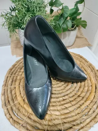 Tacones de piel Pitillos negros
