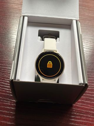 Reloj Garmin Venu 3S Gris Oro, Correa de Silicona